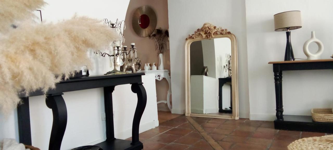La Maison Perchee Aigues-Mortes Exterior foto